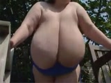 karola's huge,bouncy tits