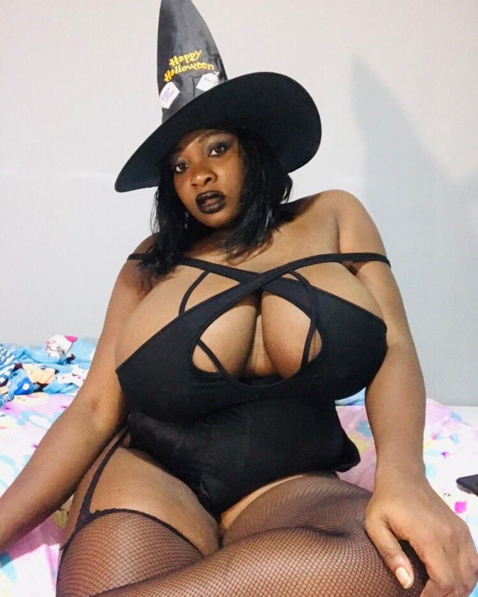 Kendra Walker 89807 - Bigtittytube - Just super huge monsterboobs 
